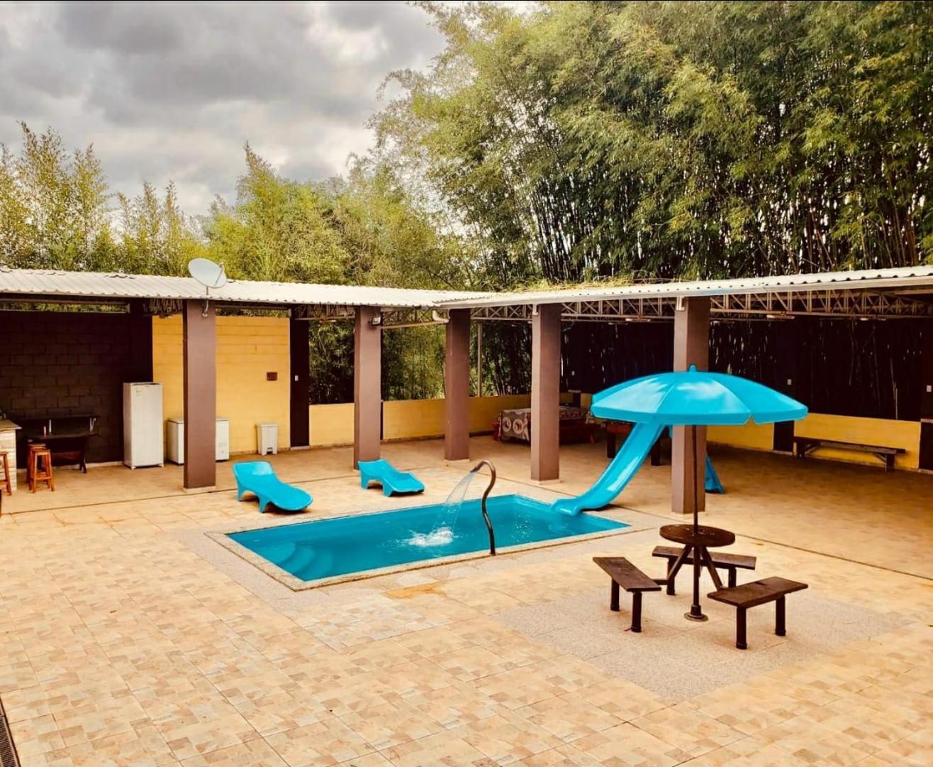 Chacara Charmosa Com Piscina, Campo De Futebol Villa Guaratinguetá Buitenkant foto