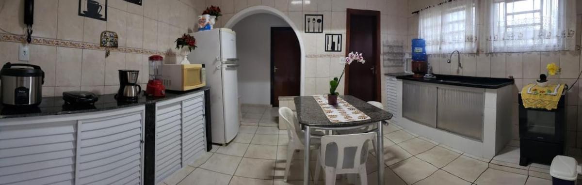 Chacara Charmosa Com Piscina, Campo De Futebol Villa Guaratinguetá Buitenkant foto